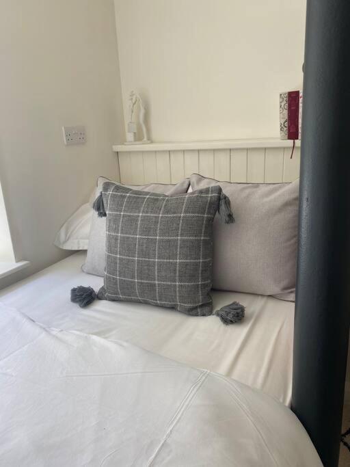Luxury Peak District 2 Bedroom Boutique Cottage Two Dales Ngoại thất bức ảnh